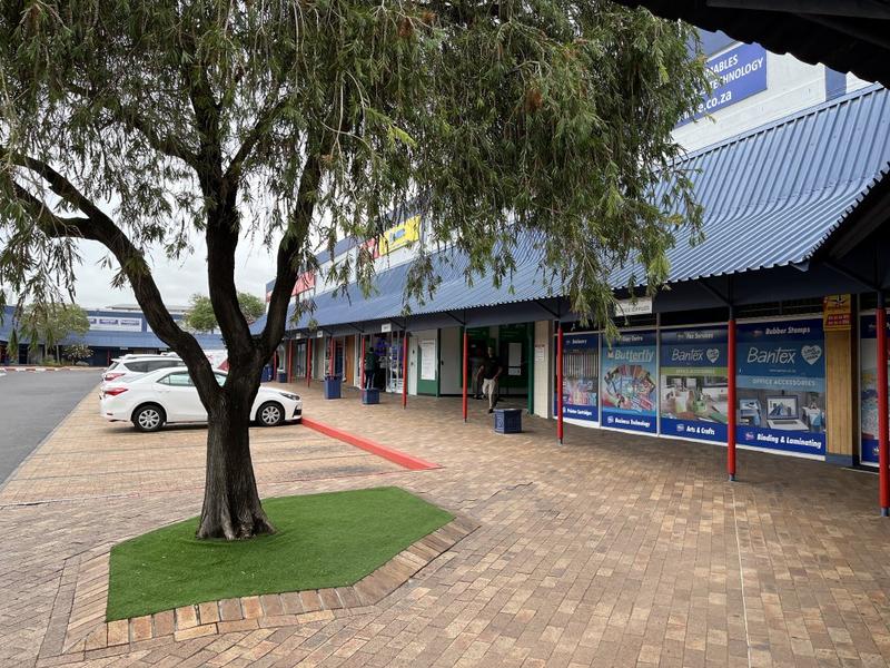 To Let commercial Property for Rent in Montague Gardens Western Cape
